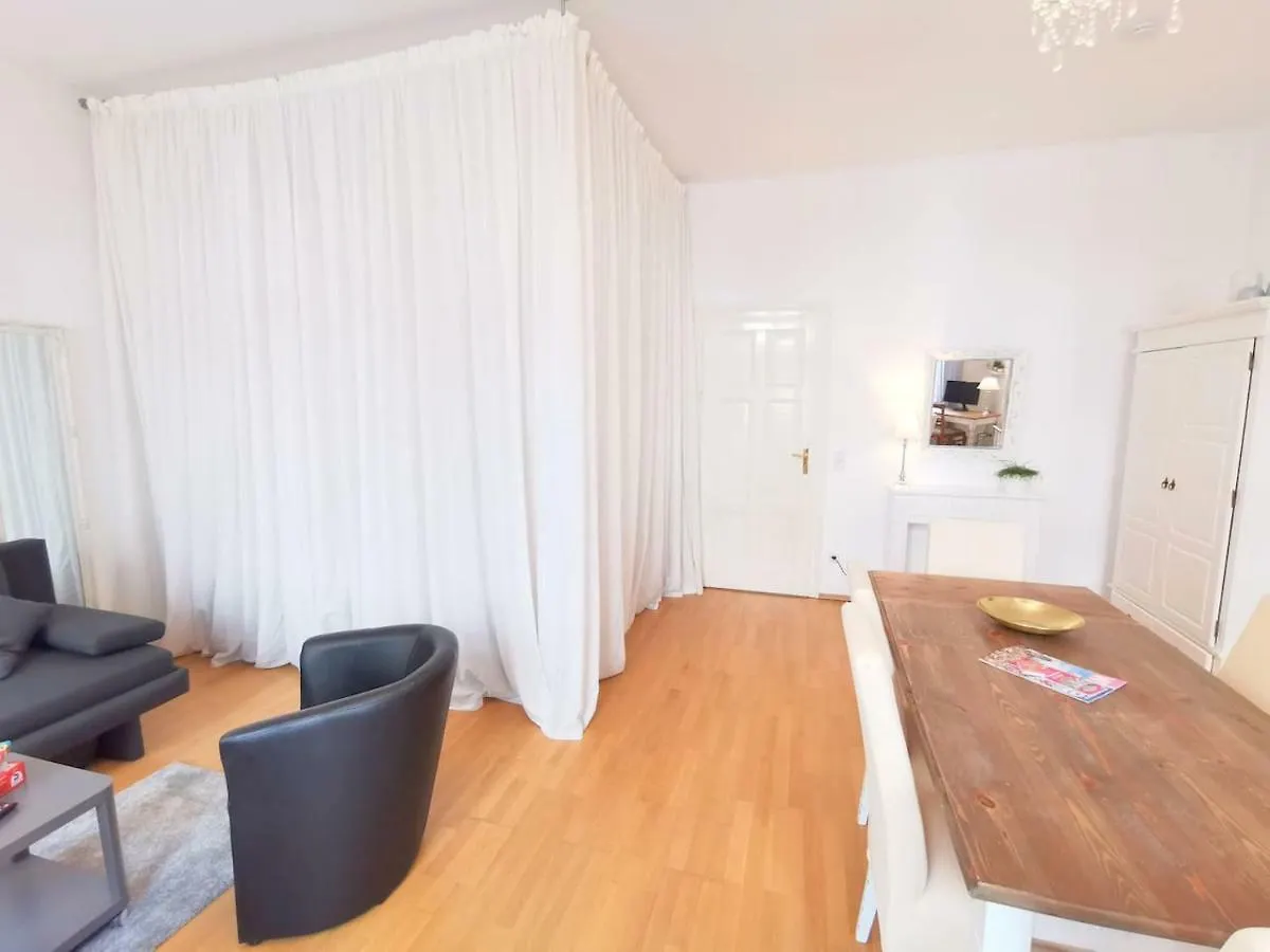 דירה New - Charmante Wohnung In Berlin Mitte-Schlegelstrasse גרמניה